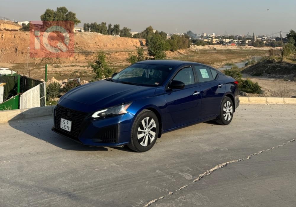 نيسان ألتيما